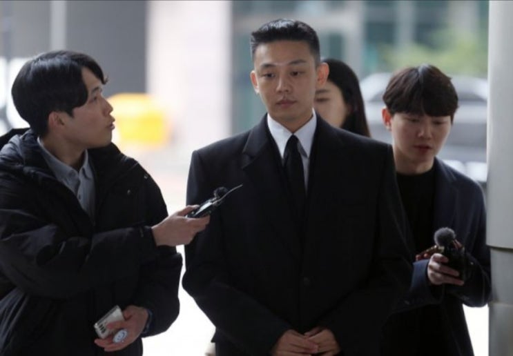 <연예가핫이슈> '유아인 프로포폴 처방 의사'... 檢, 징역 3년 구형 <연예가핫이슈> '유아인 프로포폴 처방 의사'... 檢, 징역 3년 구형