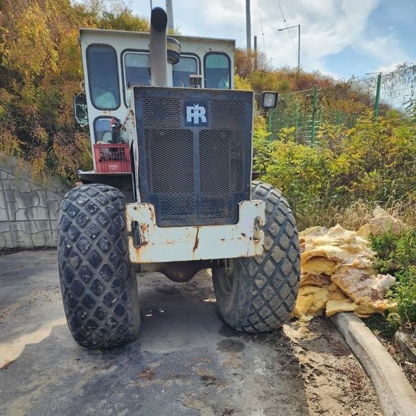 INGERSOLC SD100B 1997년식 1300만원 판매합니다. INGERSOLC SD100B 1997년식 1300만원 판매합니다.