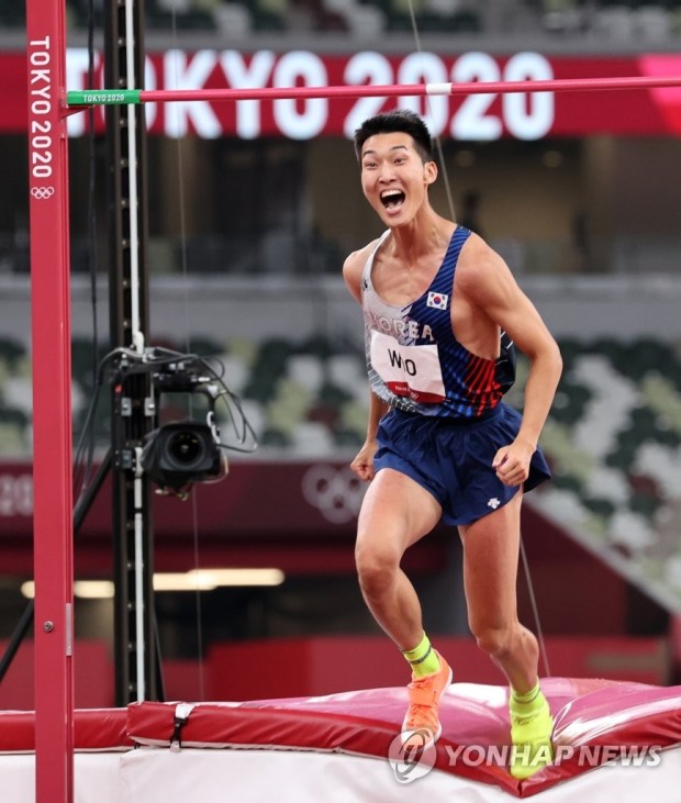2024 파리<b>올림픽</b> '육상' 추가 티켓 오픈 : <b>우상혁</b> 선수... 