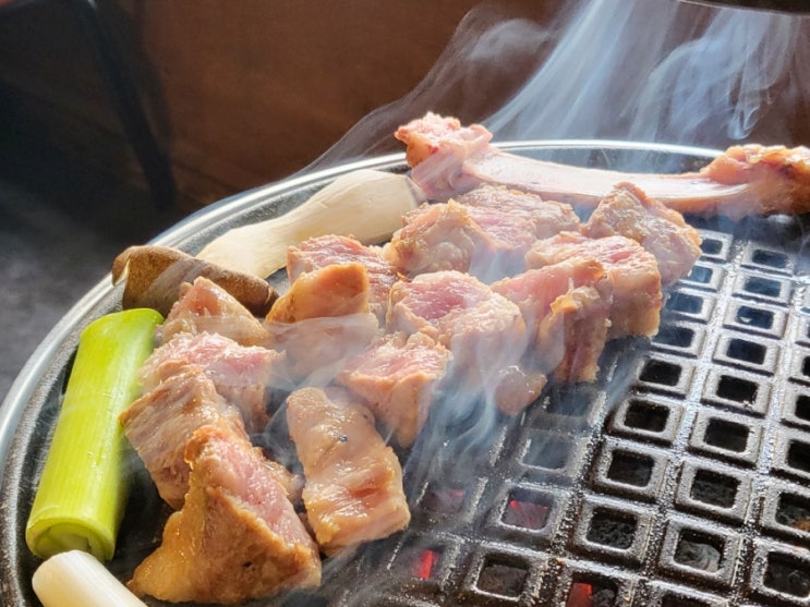  [용돈 신당점] 살살 녹는 신당동 고기집