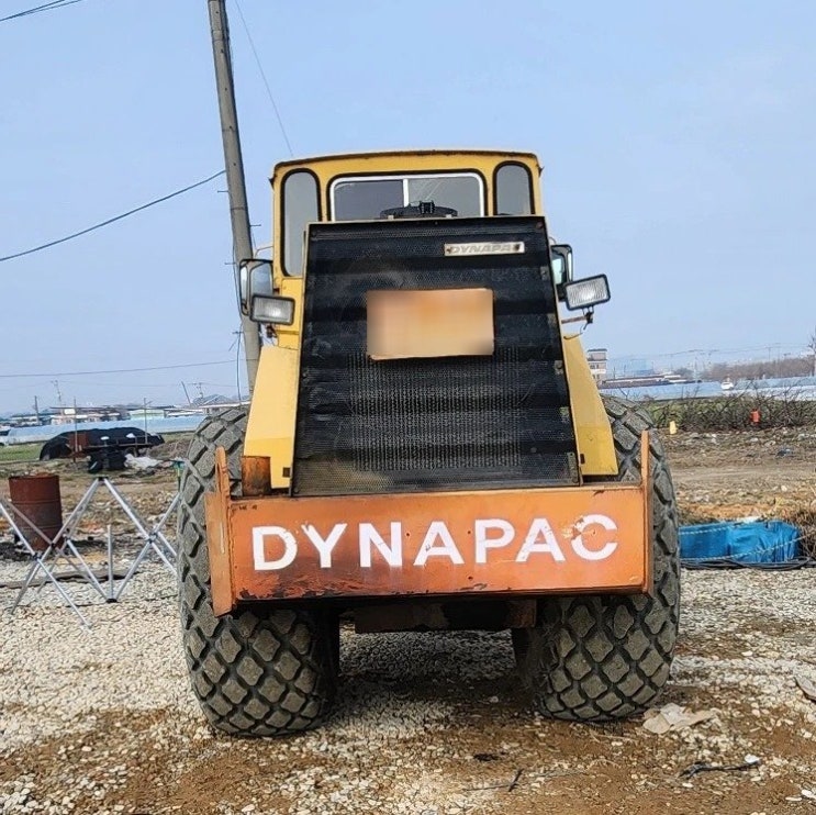 DYNAPAC 251 1997년식 1500만원 판매합니다. DYNAPAC 251 1997년식 1500만원 판매합니다.