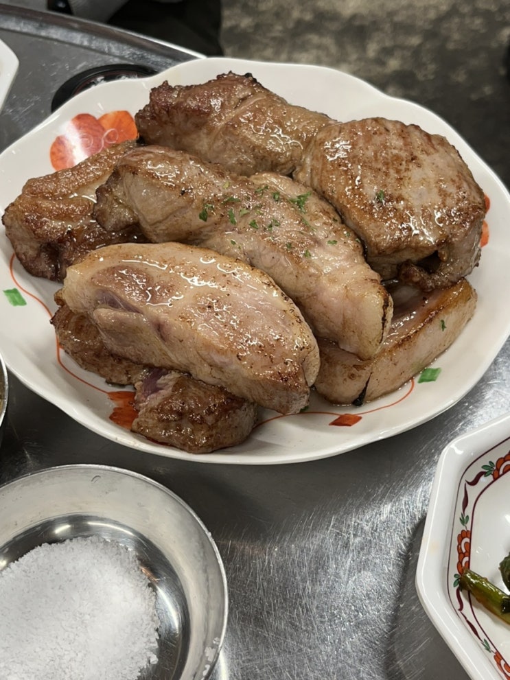 광주 상무 숯불구이포차 특수부위 모소리살이 있고 목살 껍데기가 맛있는 삼일집 상무점
