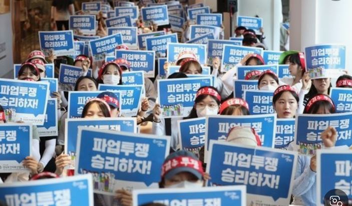 의료법 개정안 26일법사위 상정"<b>의협총파업</b>불사