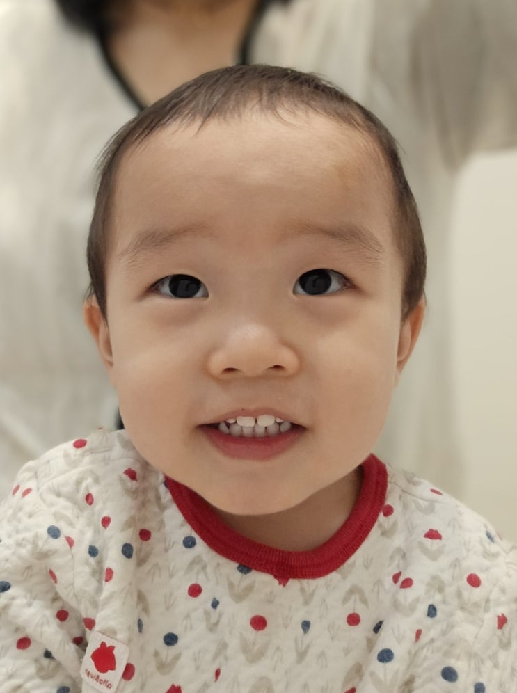  어린이집 적응기간 3일차! 오늘은 사진찍기 성공?