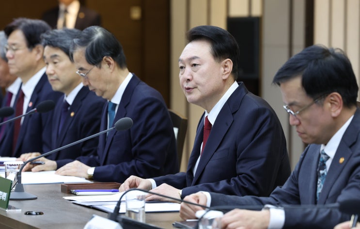 (뉴스인)尹<b>대통령</b> "<b>의사 집단행동</b> 책무저버려...비상진료... 