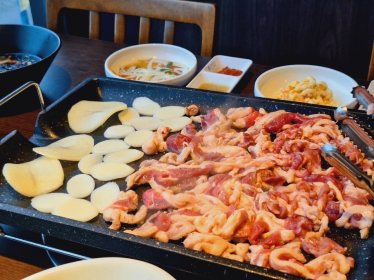  부산 명지 맛집: 놀이방이 있어 모임하기 좋은 "오리한상 "