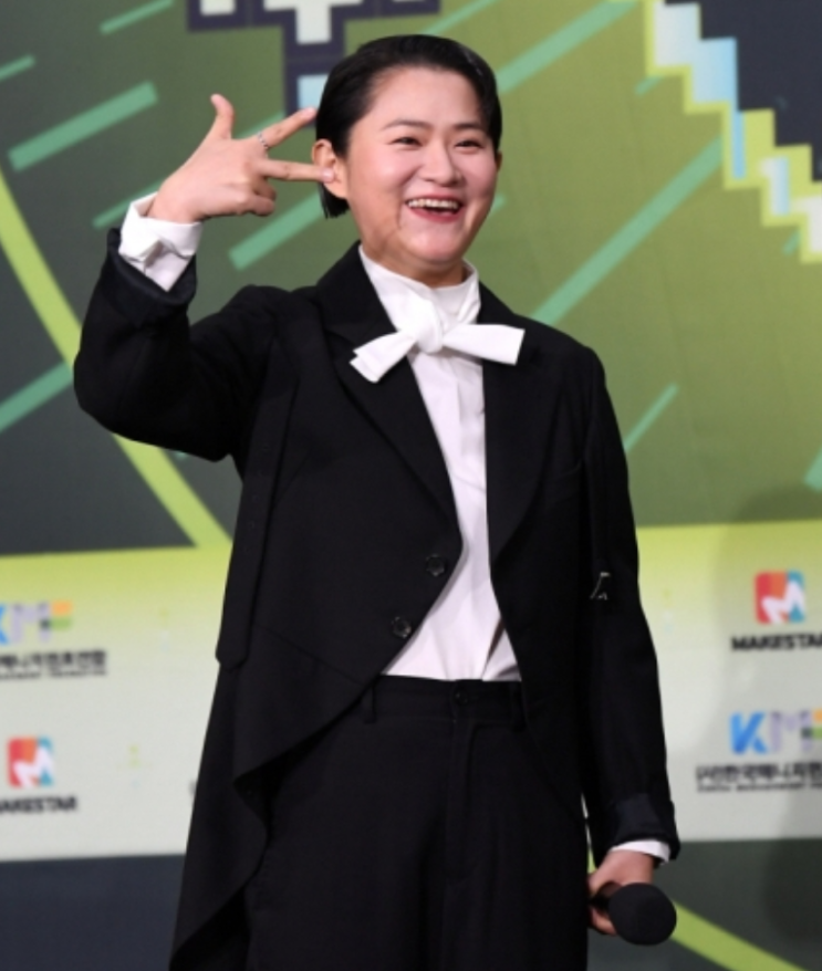 방송인 <b>김신영</b> 전국노래자랑 하차에 이어 라디오 <b>불참</b>