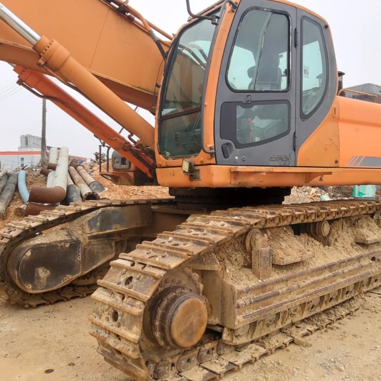 두산 DX480LC 2005년식 3500만원 판매합니다. 두산 DX480LC 2005년식 3500만원 판매합니다.
