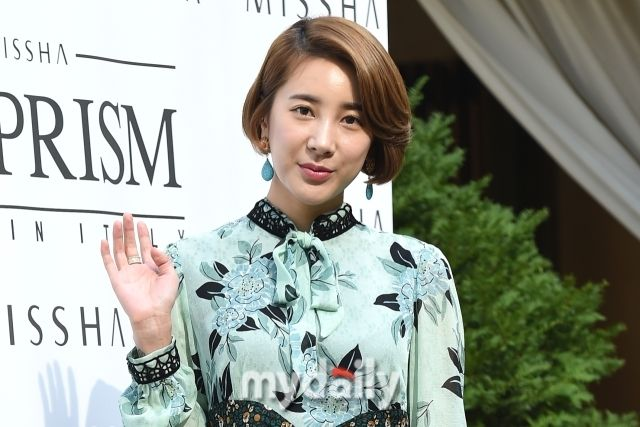 새 소속사·<b>컴백</b> 예고했는데…<b>서인영</b>, 얄궂은 두 번째 이혼설... 