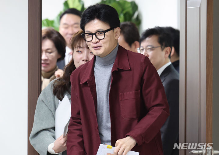 與, 野 ‘정권 <b>심판론</b>’ 국면 전환 시도에 ‘<b>이재명</b> <b>심판론</b>’ 맞불