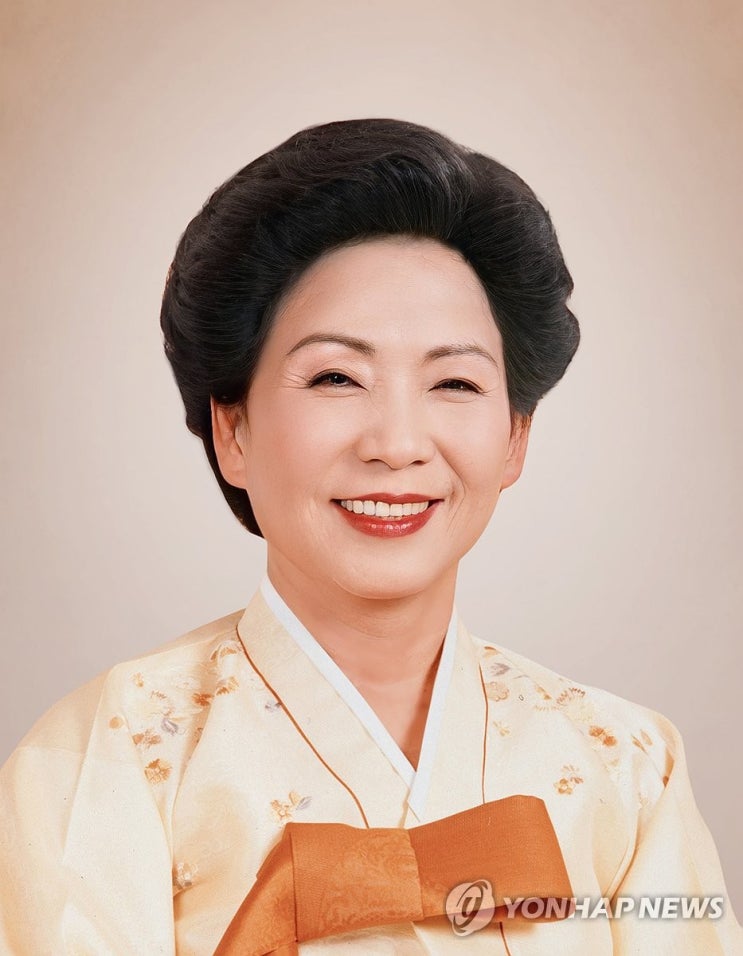 <b>손명순</b> 여사 별세 향년 96세, <b>김영삼</b> 전<b>대통령</b> 부인