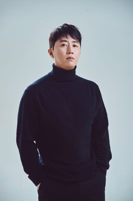 <b>홍진호</b>︎10살 <b>연하</b> 여자친구와 3월 17일 결혼  포커 상금... 
