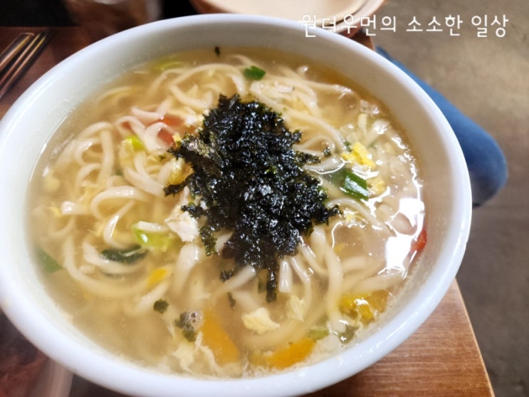  초등학생 아들이 찾은 파주 노포 찐 맛집 니케분식