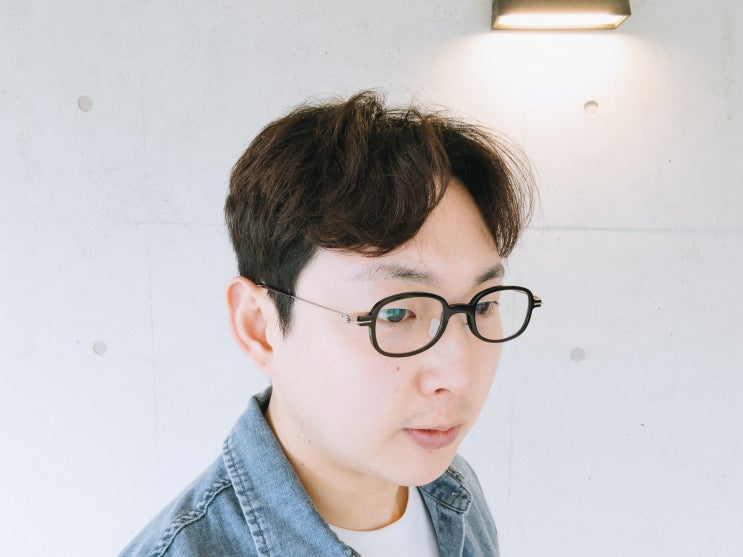  요즘 최신 유행하는 안경테, 코 받침 자국 없는 제로픽업 블루라이트 차단 뿔테안경 후기