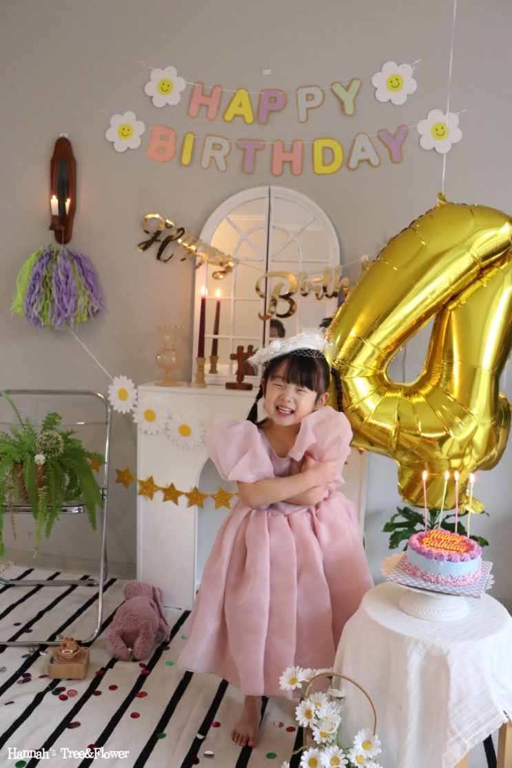  HBD SHARON 샤론의 네 번째 생일