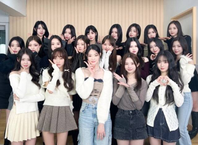 <b>트리플에스 성희롱</b> 악플러... 법적대응…"가족들까지 정신적 <b>고통</b>"