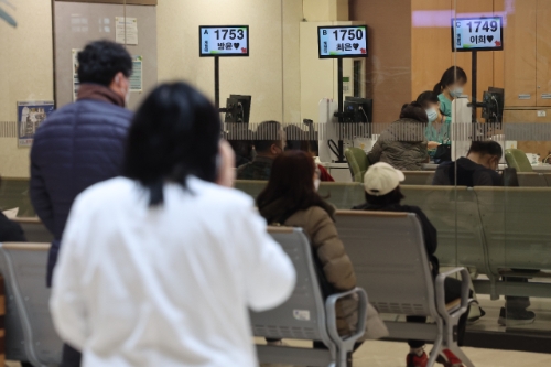 [만성적자 실손①] 주사 한 방이면 되는데 입원해 ‘1000만원’ 수령…비급여 통제 ‘시급’