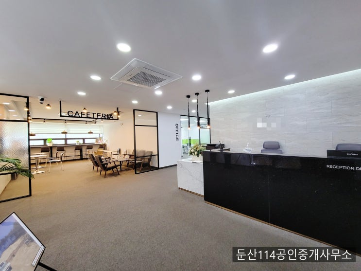  대전 둔산동 시청역인근 인테리어완비된 무권리 대형 사무실임대 (매물번호 20240307)