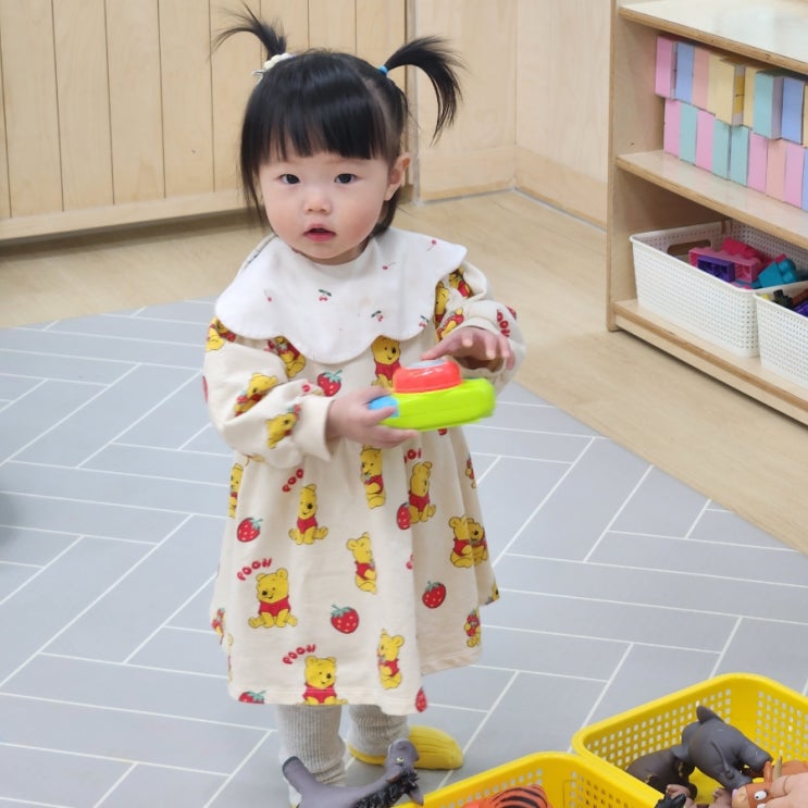  15개월아기 어린이집 적응기간 2일차 밀가루반죽놀이