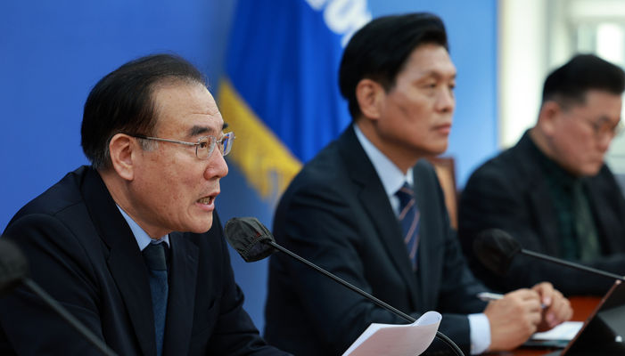 <b>반도체</b> 공약 발표…"경기 남·동부 <b>반도체 메가시티</b> 조성할 것"