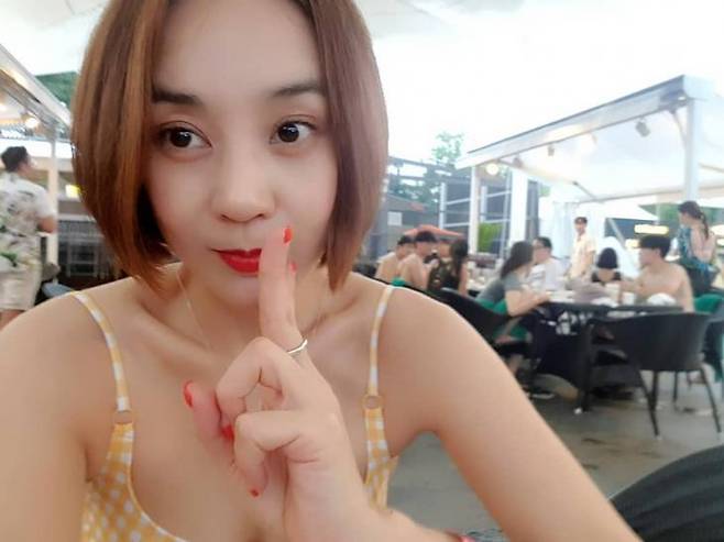 '48세' 권민중, 22살 연하에 대시까지 받은 미스코리아 출신 싱글 톱스타 '48세' 권민중, 22살 연하에 대시까지 받은 미스코리아 출신 싱글 톱스타