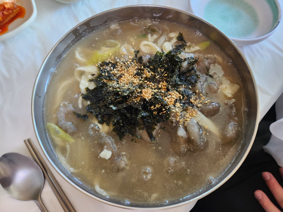[강원도 맛집 이촌쉼터]평창 대관령 맛집 이촌쉼터에서 옹심이칼국수 황태만둣국 도토리묵무침 감자전까지 호로록 나만 알고싶은 평창 맛집 관련 사진