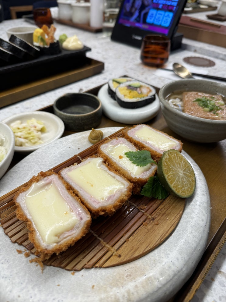  [삼성 맛집] 카츠8 파르나스몰점 - 뚱카츠와 후토마끼