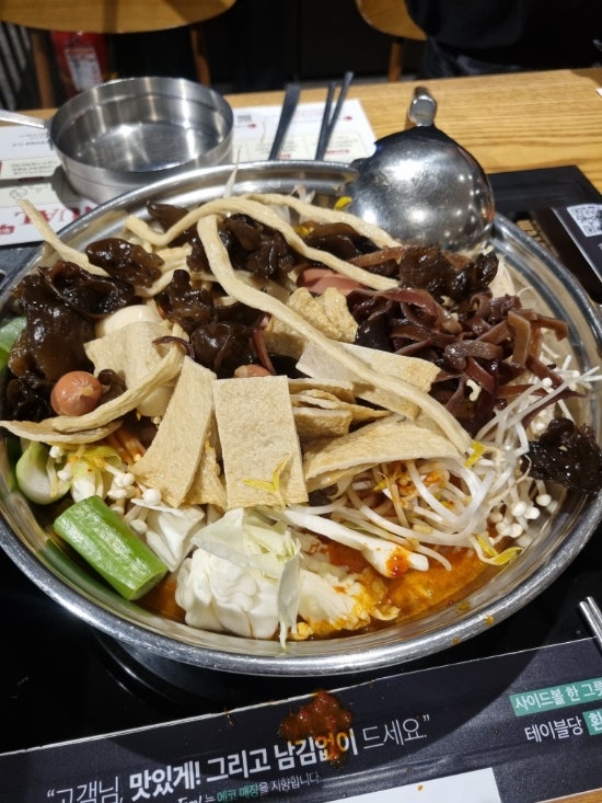  [서울 송파구_ 가든파이브 두끼] 테스트 매장 가든파이브에서 먹는 두끼 맛없없  마라소스 꿀팁
