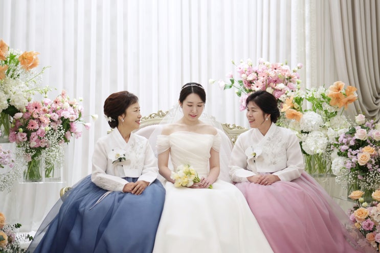 색이 고운 결혼식 혼주 어른 한복, 서울 김주연 한복 대여 본식 후기 (내돈내산)