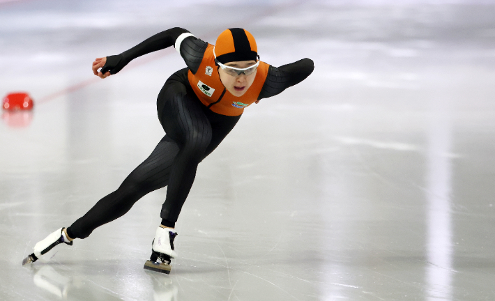 '女 빙속 간판' <b>김민선</b>, 세계<b>스프린트</b>선수권 <b>500m</b> 1차 3위