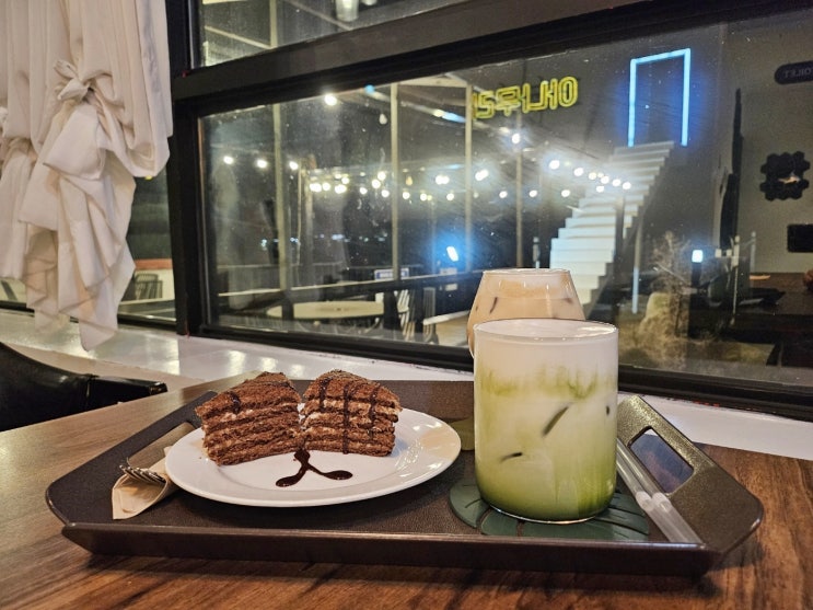  [거제도 카페 아나무라] 덕포 바다가 보이는 뷰로 절경이에요