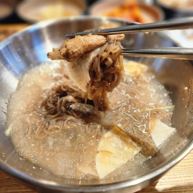  냉면과 직화구이 고기 맛집 더진국 교대역점 메뉴 정보
