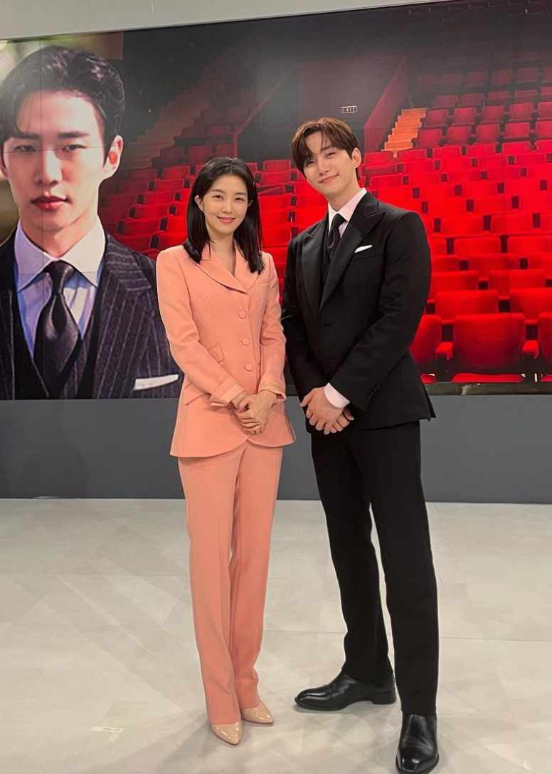 강지영 아나운서 결혼 안경여신 앵커 프로필 mbti 동기 장성규 동명이인 카라 강지영