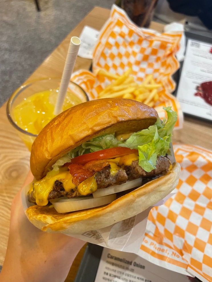  부산 민락동 밀락더마켓 햄버거 맛집 '버거스올마이티' #솔직후기