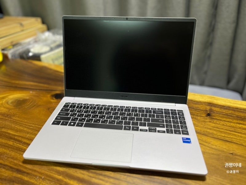 삼성 노트북 갤럭시북2 NT550XEZ-A58A 인텔12세대 구입후기