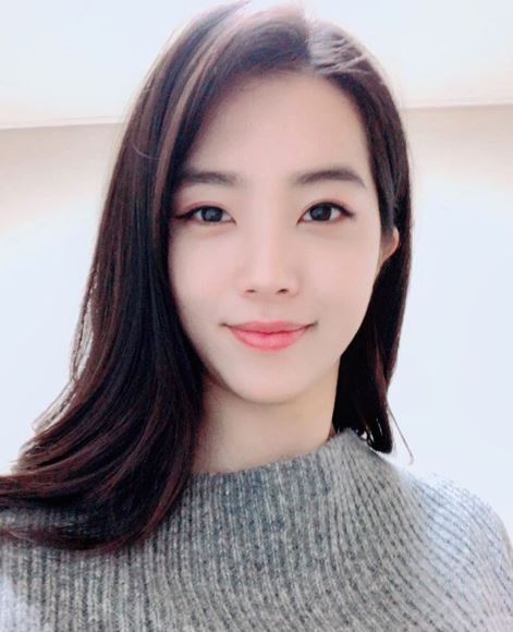 <b>강지영</b> 아나운서 결혼 <b>남편</b> 학력 아버지 mbti 프로필