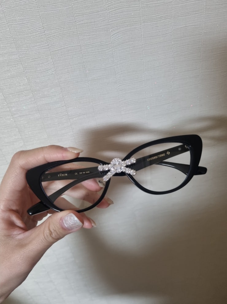 yvmin x shushutong 위민x슈슈통 안경 gemstone bow glasses