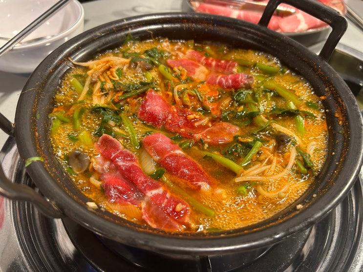  서울 안암동 본샤브칼국수(기본메뉴+소고기샤브)