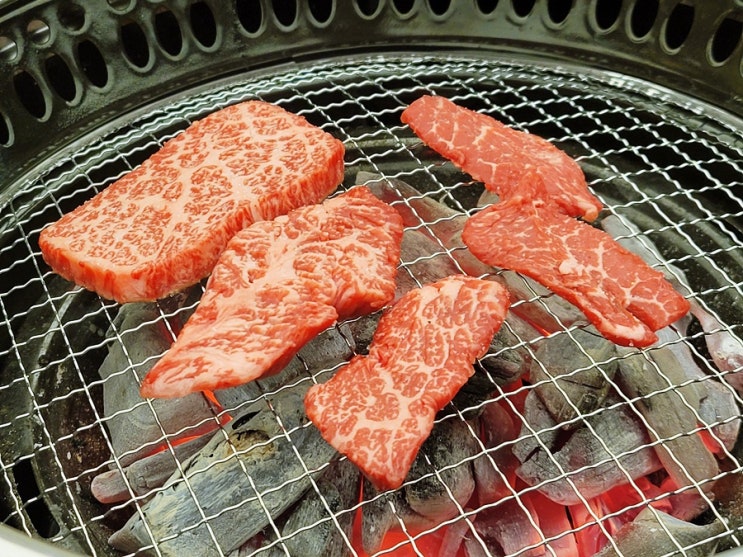  을지로 고기집 위치와 맛, 그리고 멋까지 있는 을지로점 온점(ONJEOM)