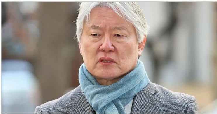의협 회장,<b>전공의</b>단체와 접촉없었다.11시간 <b>경찰</b>조사... 