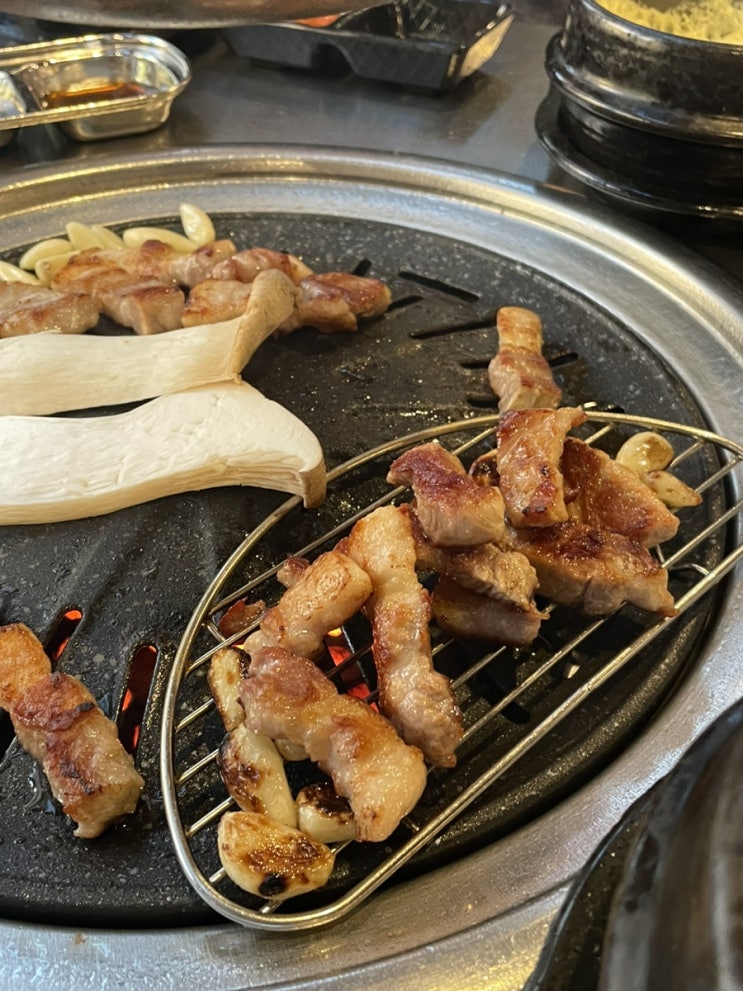  평택 동삭동 더샵지제역센트럴파크 1단지 맛집 _ 연탄집 모산점