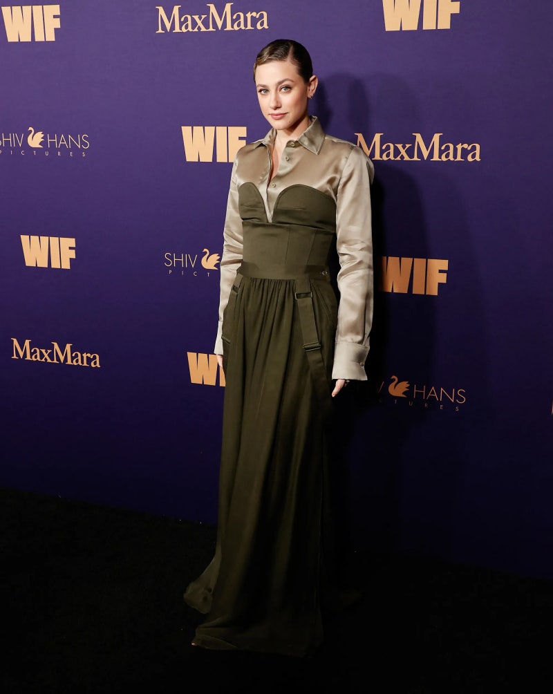 찰리 XCX가 트로이 시반과 함께한 2024 LACMA Art+Film Gala에서 킴 카다시안, 블레이크 라이블리, 앤드류 가필드 등  다양한 스타들이 어우러져 어우러진 찰리 XCX! 🤩 A-list 이벤트 내부의 사진을 확인해 보세요!, image size:800x1004