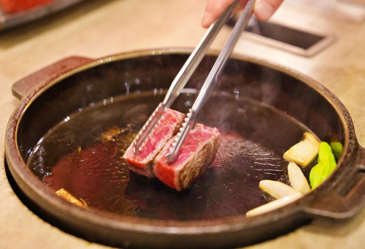 도쿄등심 광교점 광교 앨리웨이 맛집 한우 오마카세 광교데이트