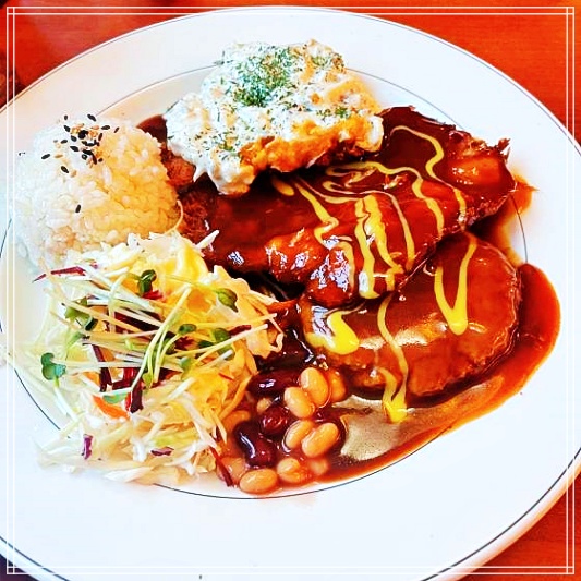  생방송 오늘저녁 용인 용담저수지 샤갈의눈내리는마을 경양식 맛집  노포의 손맛 돈까스 피자 솔직 후기 및 리뷰