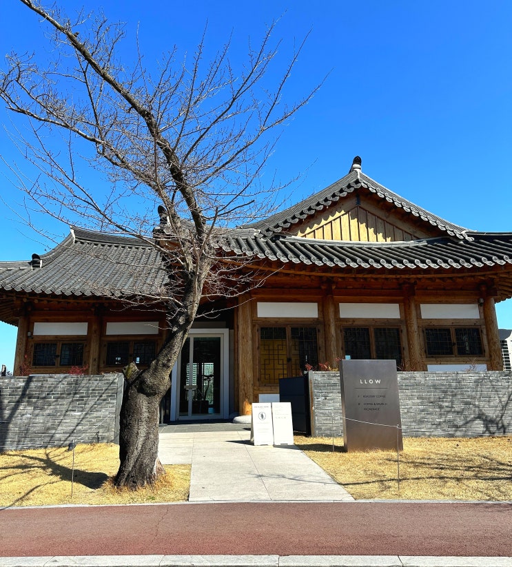  경주 보문단지 엘로우 LLOW 호수뷰 오션뷰 대형 힐링 카페 주차 리뷰 후기