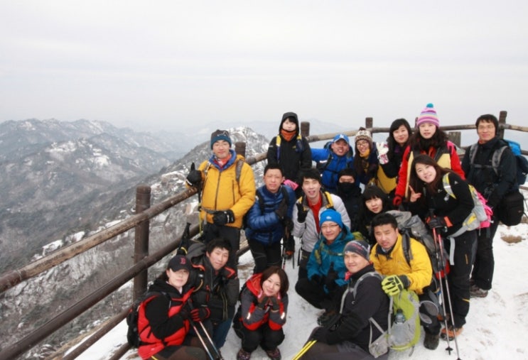  등산 캠핑 여행 산악회 동호회 모임 추천하는 아웃도어 스쿨 입니다.