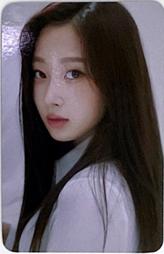  에스파 지젤 얼루어링 아뜰리에 포토카드 포카 aespa GISELLE ALLURING ATELIER PHOTOCARD 1