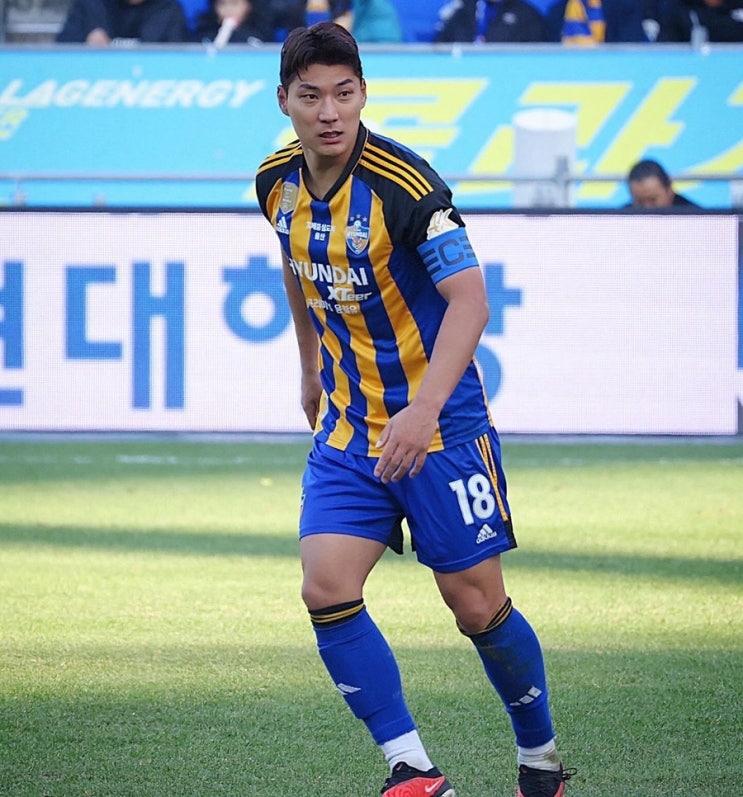 <b>황선홍</b> 축구 국가대표팀 임시 <b>감독</b> 3월 A매치 명단 분석... 