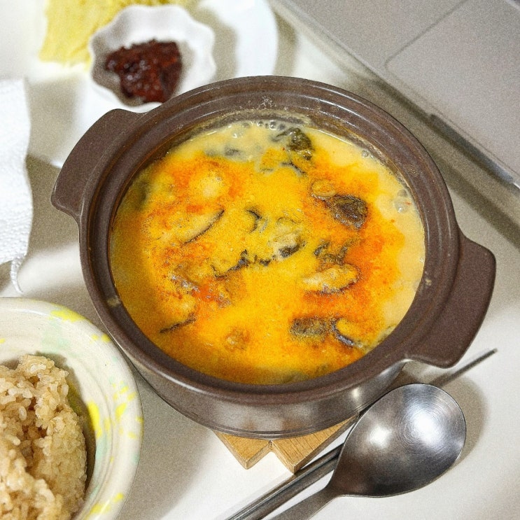  배민B마트 뜨끈하게 먹으면 너무 고소하고 맛있는 더오담 콩비지찌개 냉동(500g) 구매 추천 리뷰.