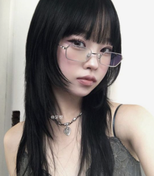  중단발 레이어드컷 연예인 슬릭컷 생머리 비교
